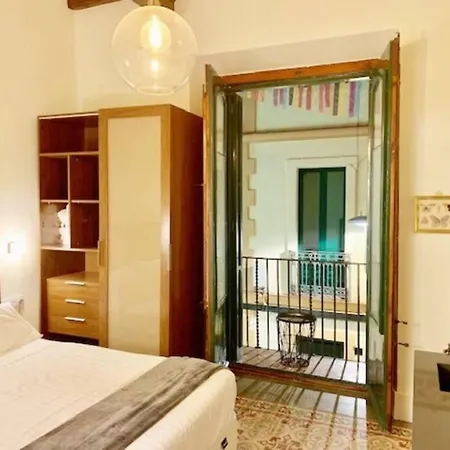 Cozy Studio With Balcony In The Best Place Apartamento